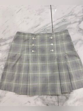 IZOD XFG Golf Skort Pleated Gray Plaid Mini Skirt Subtle Green Stripe Size 8